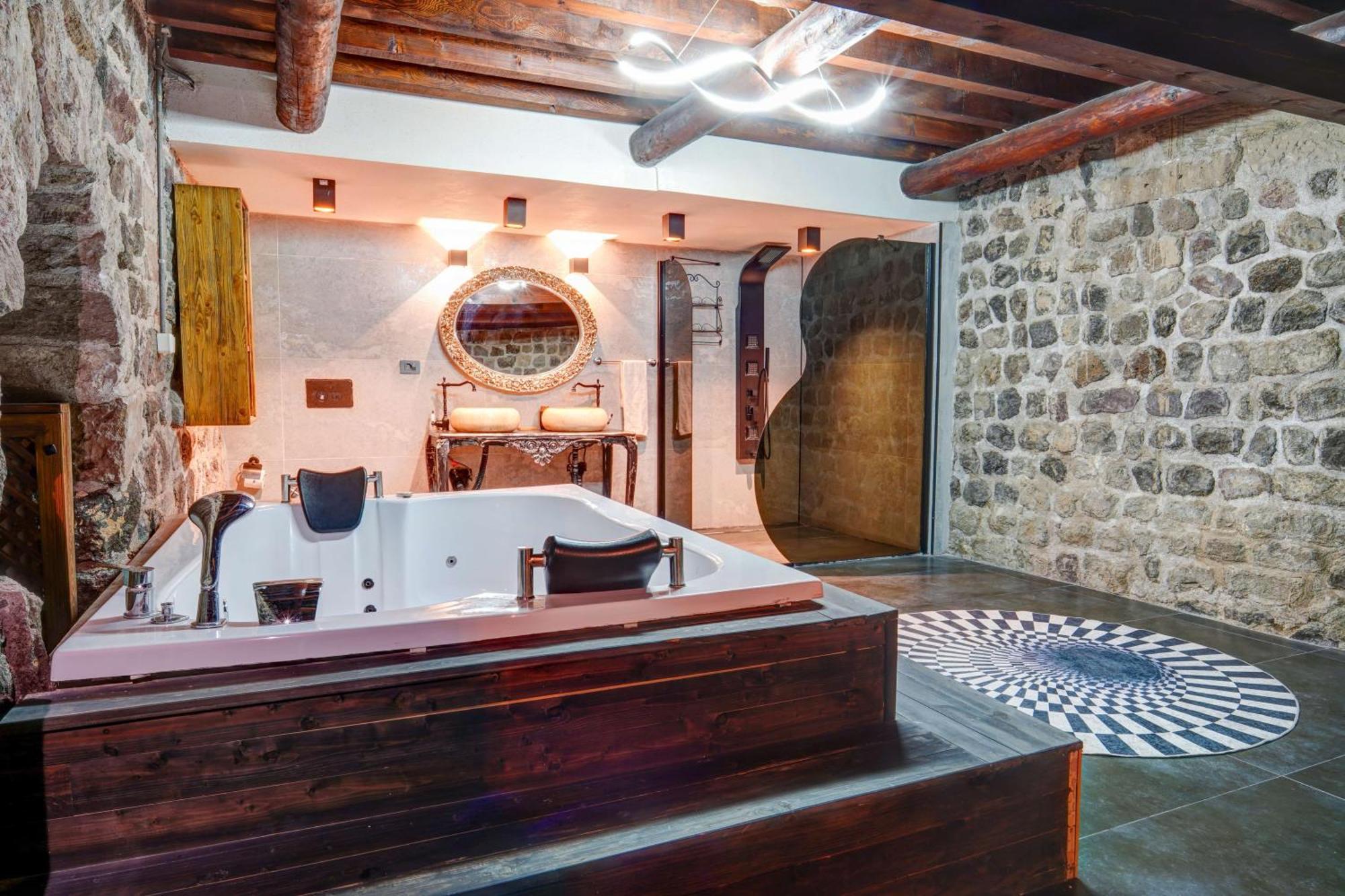 Kerem Ile Asli Butik Hotel ไคเซรึ ภายนอก รูปภาพ