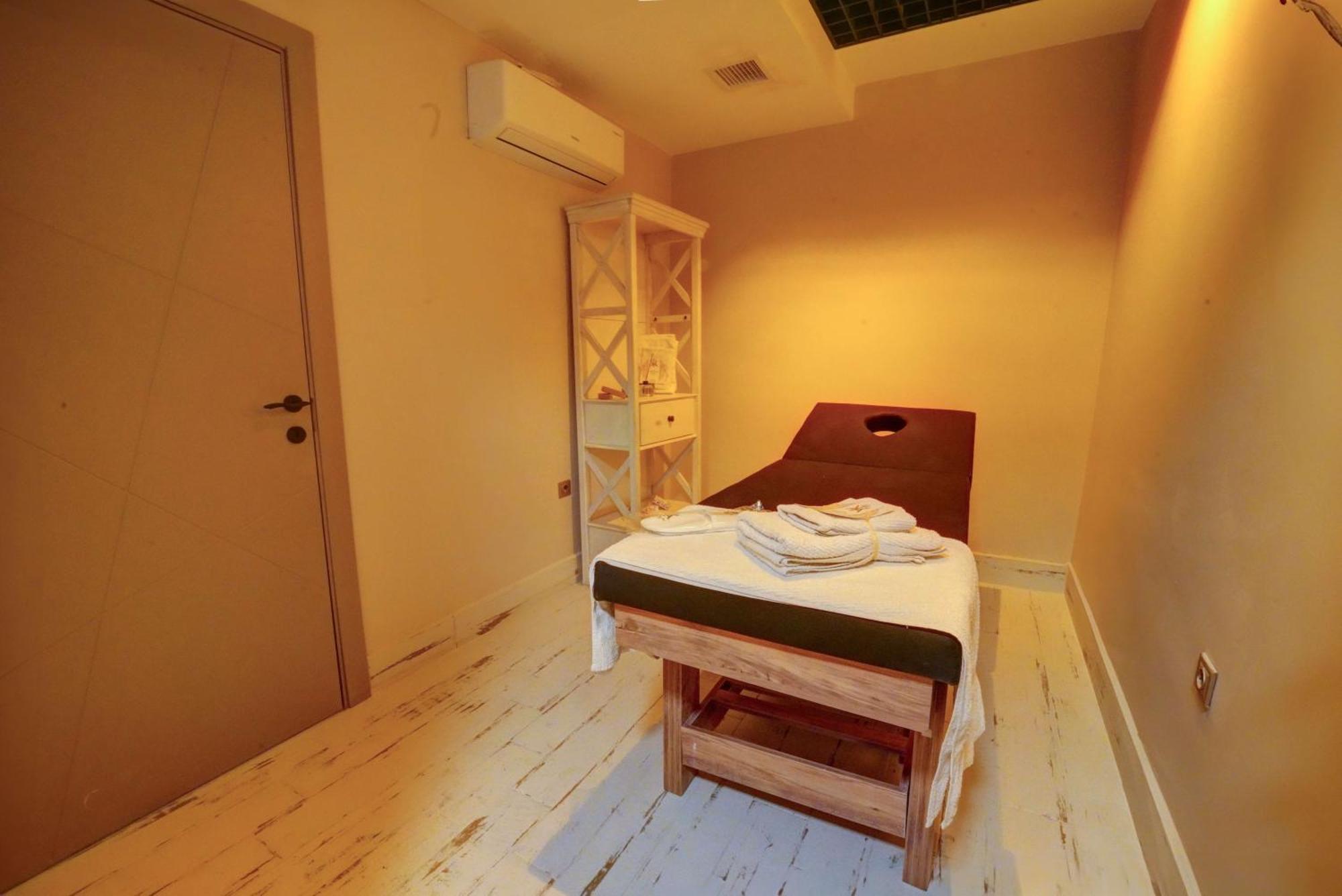 Kerem Ile Asli Butik Hotel ไคเซรึ ภายนอก รูปภาพ